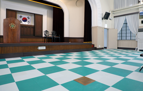 1980년 5·18 탄흔 속 탄두까지 그대로…'그날의 도청' 돌아왔다