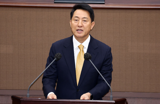 오세훈 "감사의 정원 공사중지, 무리한 행정절차…직권남용"