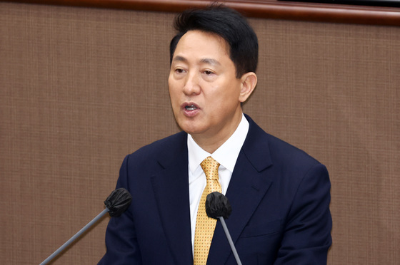 서울시의회 임시회 개회식 인사말하는 오세훈 시장