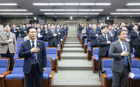 민주 46% 국힘 20% '더블'…TK도 29%·28% 오차내 앞서[갤럽]