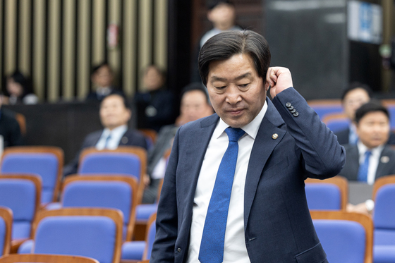 의총 참석하는 황명선 의원