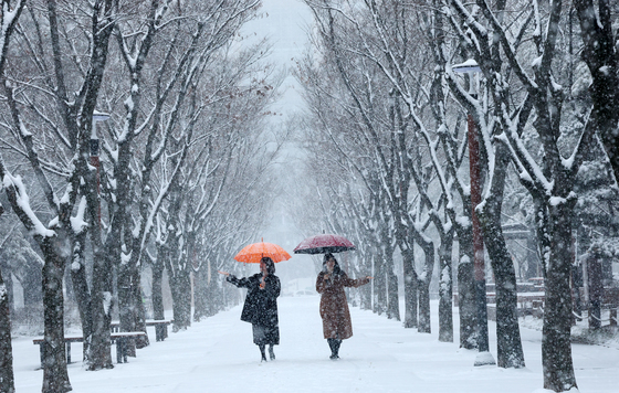 내일 강원·남부 오전까지 눈·비…낮 최고 16도 '포근'
