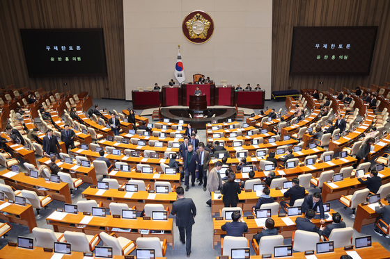 법왜곡죄 민주당 내 이견…"중요법안, 추가논의 요구"(종합2보)