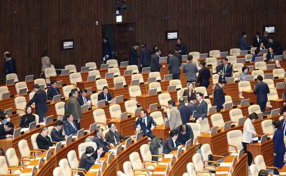 법왜곡죄 민주당 내 이견…"내일쯤 최종 수정할 듯"(종합)