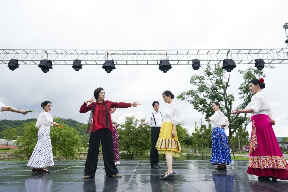 본문 이미지 - '매드 댄스 오피스' 스틸 컷