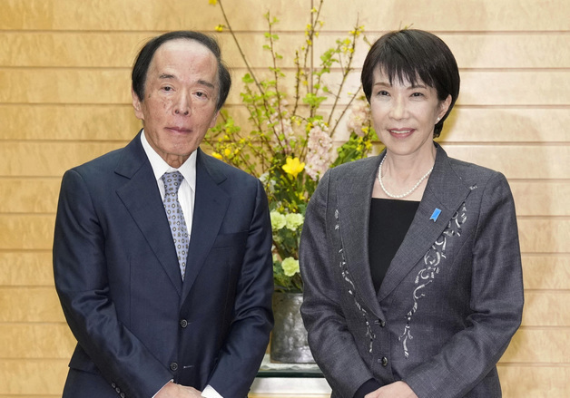 일본은행 "추가 금리인상 필요"…중동發 유가 급등에 긴축 압박