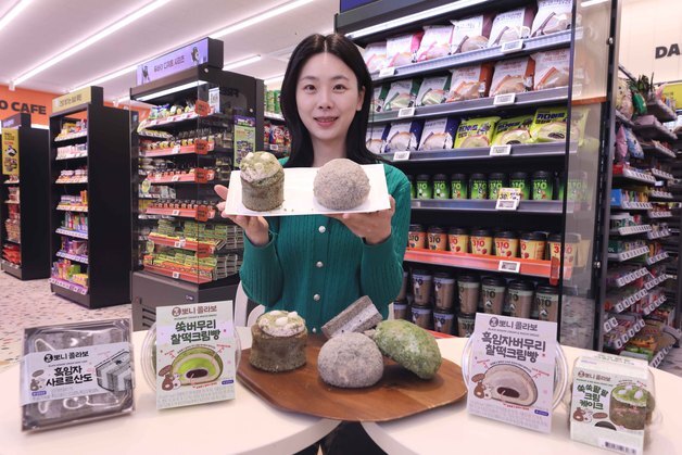 "풍부한 크림·쫀득한 식감"…이마트24, 빵튜버 '뽀니' 협업 디저트 출시