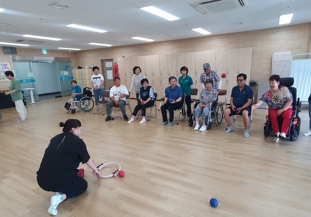 충주시, 지체·뇌병변 장애인 대상 스포츠 프로그램 운영