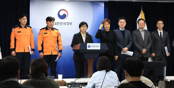 응급환자 이송쳬게 혁신 시범사업 브리핑하는 정은경 장관