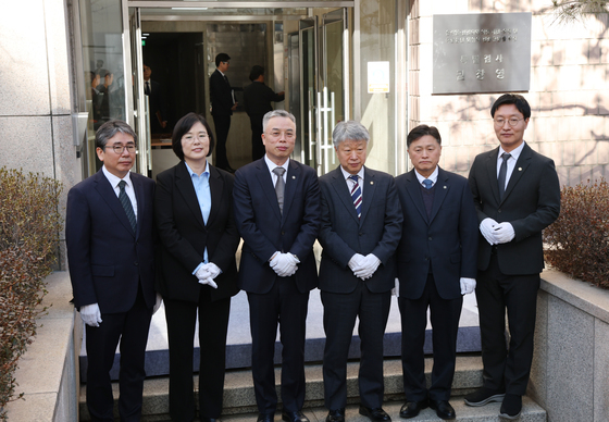 특검 "대북송금 檢 수사팀, 적법절차 위반 의심…전담팀 구성"(종합)