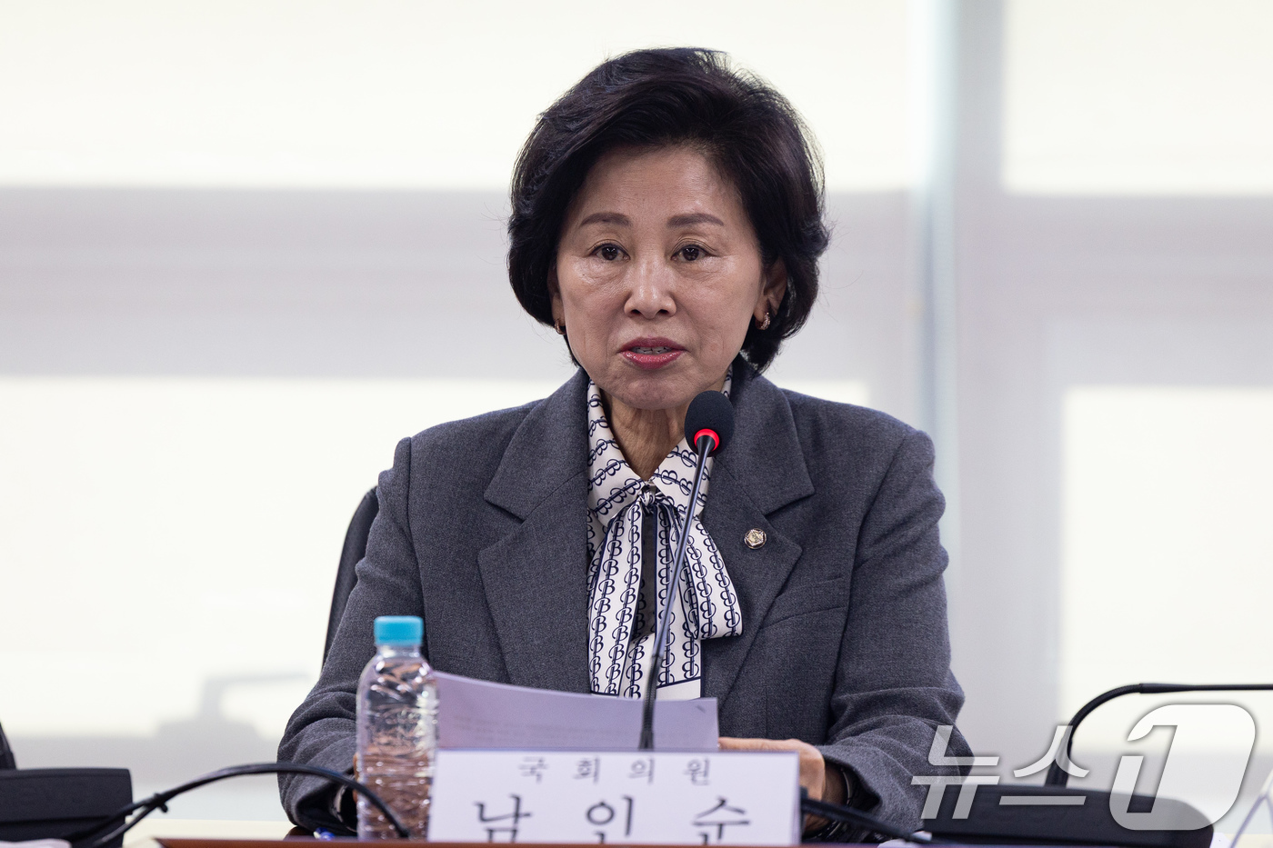 (서울=뉴스1) 유승관 기자 = 남인순 더불어민주당 연금개혁특별위원장이 25일 서울 여의도 국회 의원회관에서 열린 연금개혁특별위원회 전체회의에서 모두 발언을 하고 있다. 2026. …