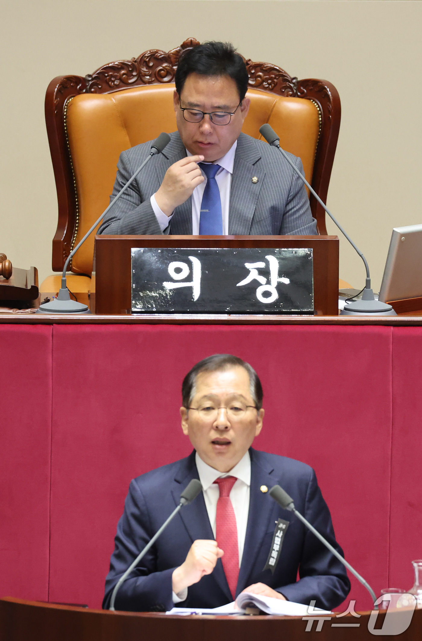 (서울=뉴스1) 신웅수 기자 = 어기구 농림축산식품해양수산위원장이 25일 서울 여의도 국회에서 열린 제432회국회(임시회) 제8차 본회의에서 조승환 국민의힘 의원의 상법 일부개정법 …