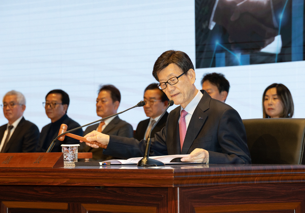 무협, 창립 80년 새 출발…윤진식 "신시장 개척·대미 통상 대응 강화"