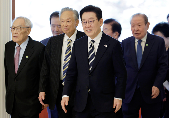 李대통령 "민생·경제 문제 가장 중요…부동산 반드시 해결"(종합)