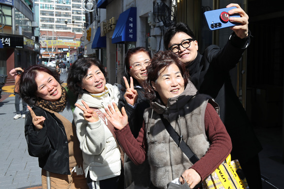 한동훈, 대구시민과 찰칵!