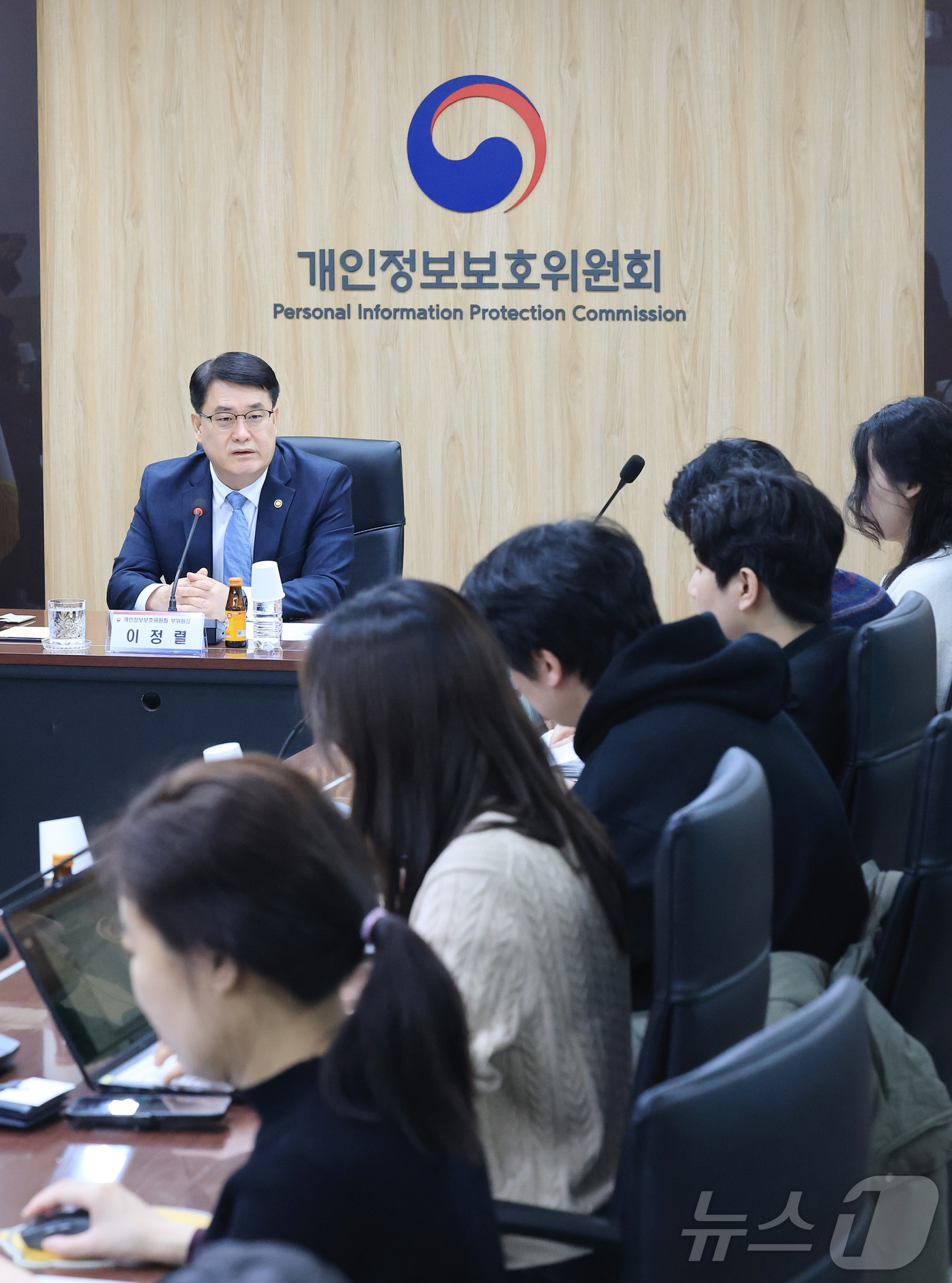 (서울=뉴스1) 임세영 기자 = 이정렬 개인정보보호위원회 부위원장이 25일 서울 종로구 정부서울청사에서 열린 출입기자 간담회에서 발언을 하고 있다. 2026.2.25/뉴스1