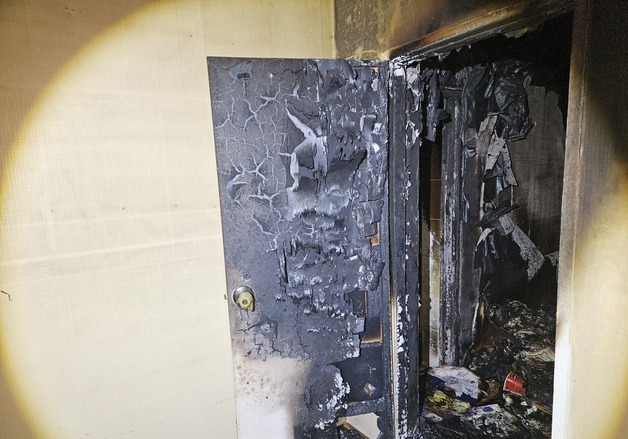 대구 효목동 주택서 화재…50대 거주자 숨진 채 발견