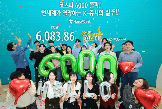 코스피 종가 '6천선 안착'