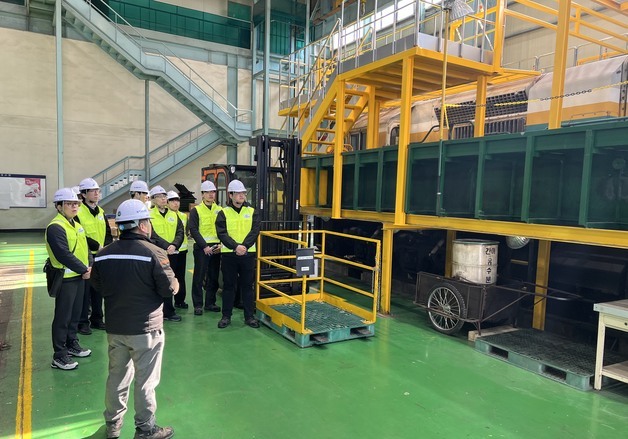 철도공단, 신입직원 대상 오송 시설장비사무소 현장 견학