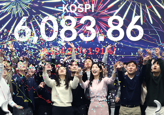 새 역사 쓴 코스피, 6083.86 장마감