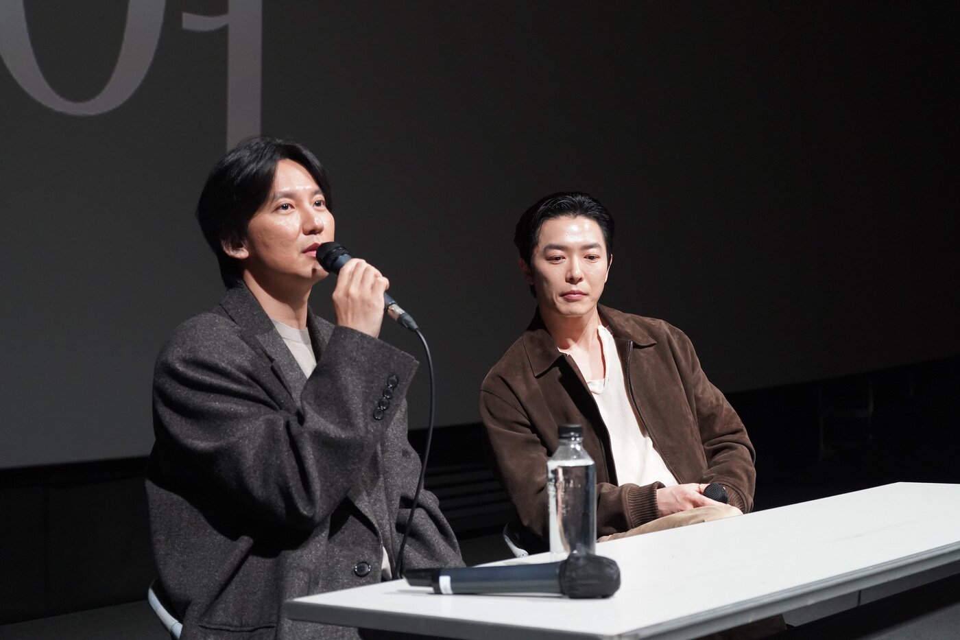 본문 이미지 - '남과 여' 씨네토크의 김남길(왼쪽)과 김재욱