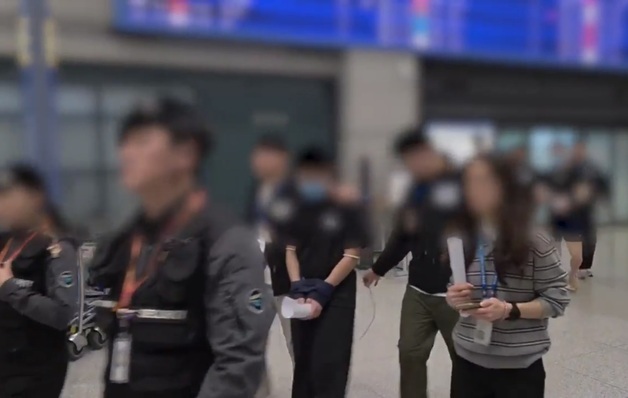 검사 사칭 원격 앱 깔아 245억 피싱…中·동남아 거점 '송남파' 검거