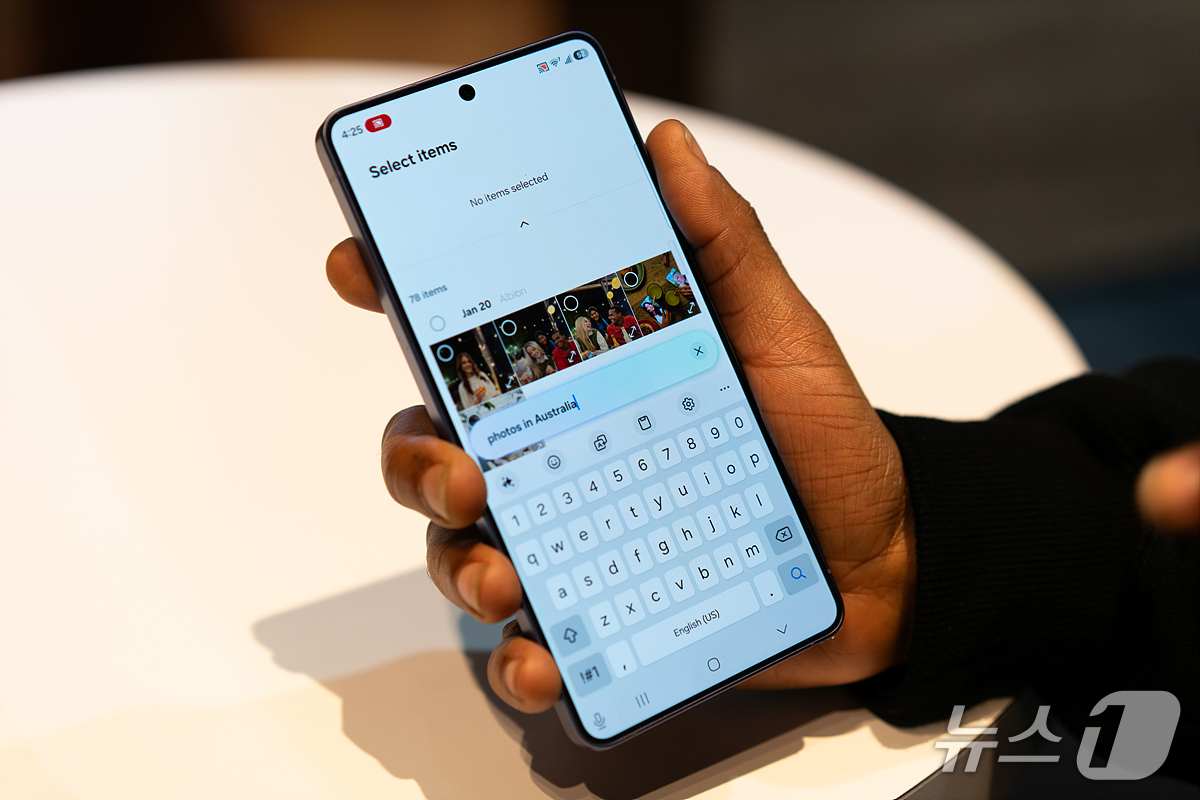 (샌프란시스코=뉴스1) 이기범 기자 = 삼성전자가 25일(현지시간) 미국 샌프란시스코 팰리스 오브 파인 아트에서 '갤럭시 언팩 2026'을 열고 '갤럭시S26'·'갤럭시S26 플러 …