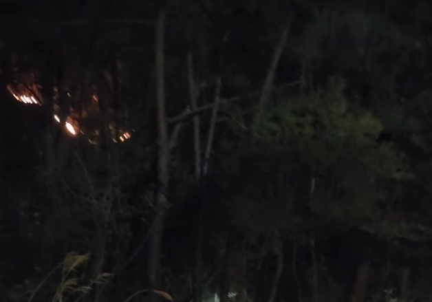 영주 야산 전투기 추락 여파로 산불 발생