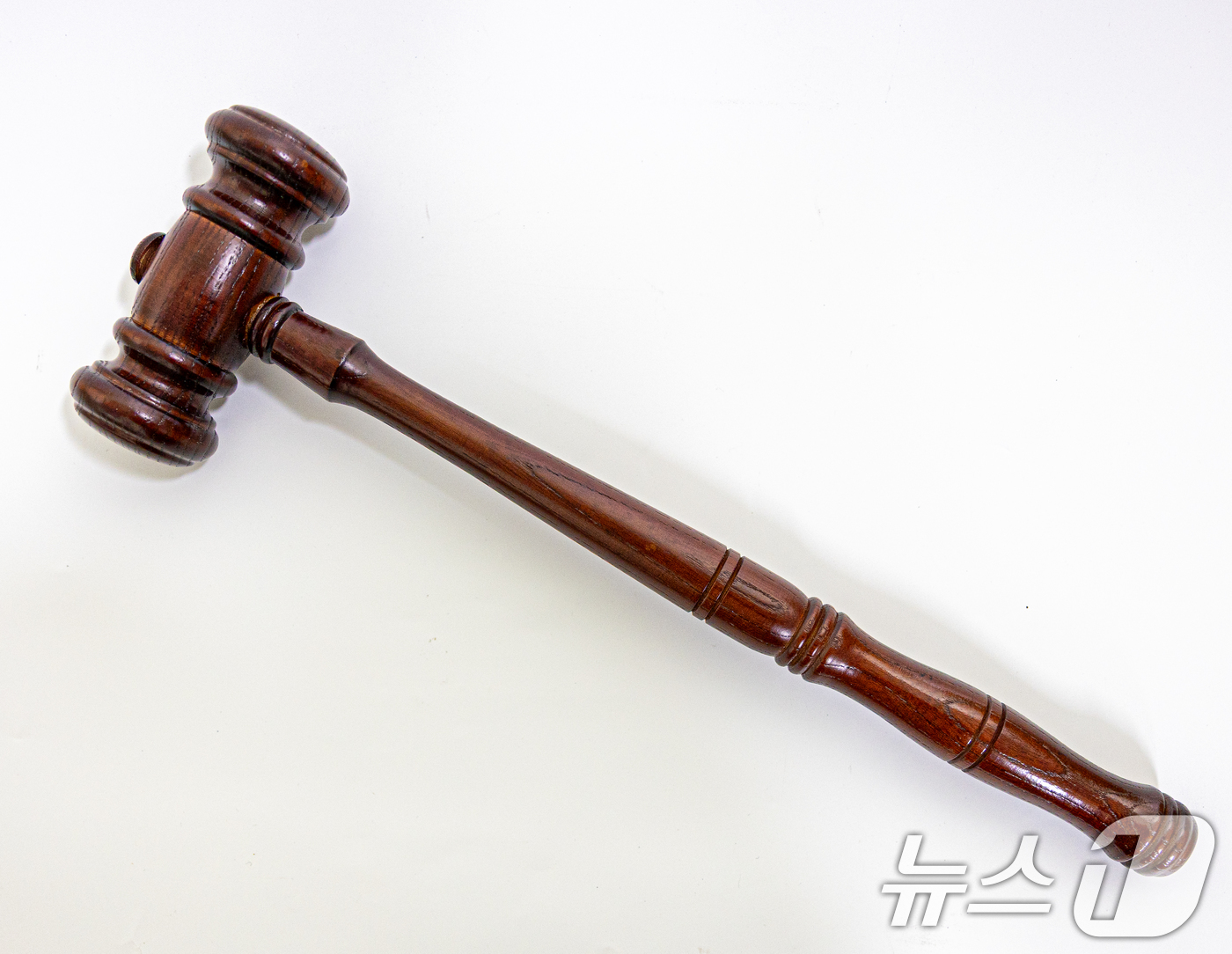 (서울=뉴스1) = 우원식 국회의장은 25일 2024년 12월 4일 「비상계엄해제요구 결의안」, 2024년 12월 14일 「대통령(윤석열) 탄핵소추안」 가결 등에 쓰인 의사봉 및 …