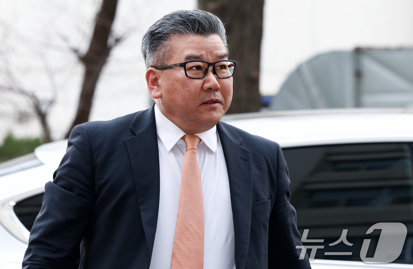 (서울=뉴스1) 최지환 기자 = 감사원의 '서해 피격' 감사 발표 과정에서 군 기밀 유출 혐의를 받는 유병호 감사위원이 26일 오전 서울 마포구 서울경찰청 공공범죄수사대에 피의자 …