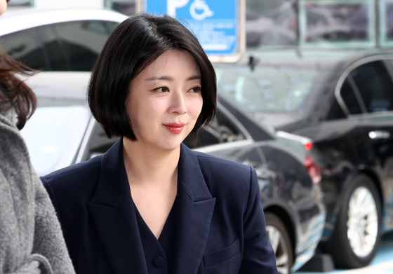 '당원권 정지' 배현진 가처분 심문…"징계로 서울시당 시스템 멈춰"