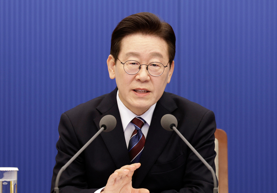 李대통령 "국고보조금 부정수급 근절해야…전액환수·경제적 재재 검토"