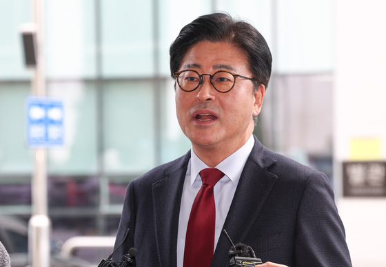 배현진 이어 김종혁 징계 효력 정지…한동훈 "보수재건, 국힘 정상화"