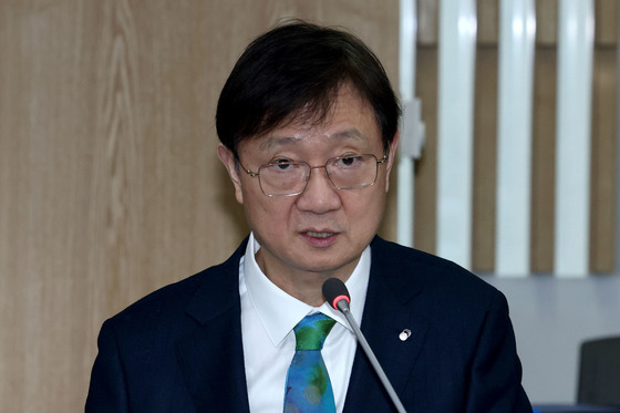 이찬진 금감원장, 저축은행 CEO에 "건전경영·지역금융 역할 강화" 주문