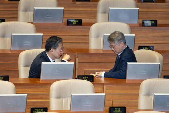 [속보] 野, '재판소원' 헌법재판소법 개정안 필버 돌입…첫 주자 곽규택