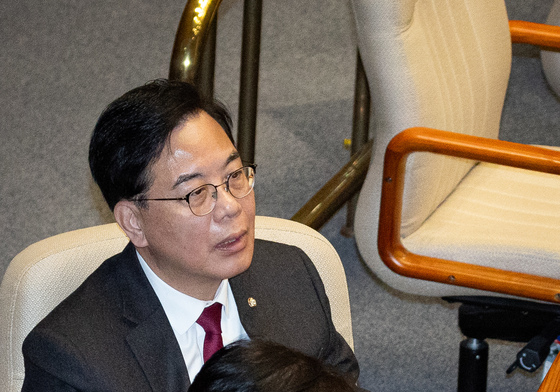 탄식 내뱉는 송언석 국민의힘 원내대표