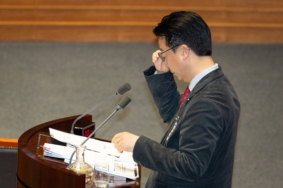 필리버스터 준비하는 곽규택 의원