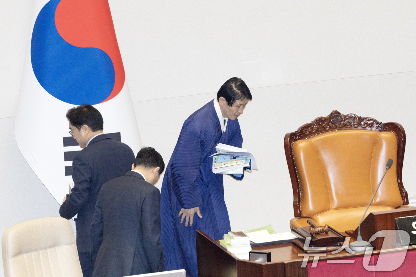 (서울=뉴스1) 이승배 기자 = 26일 서울 여의도 국회에서 열린 제432회 국회(임시회) 제8차 본회의에서 곽규택 국민의힘 의원이 재판소원제 도입을 골자로 하는 헌법재판소법 일부 …