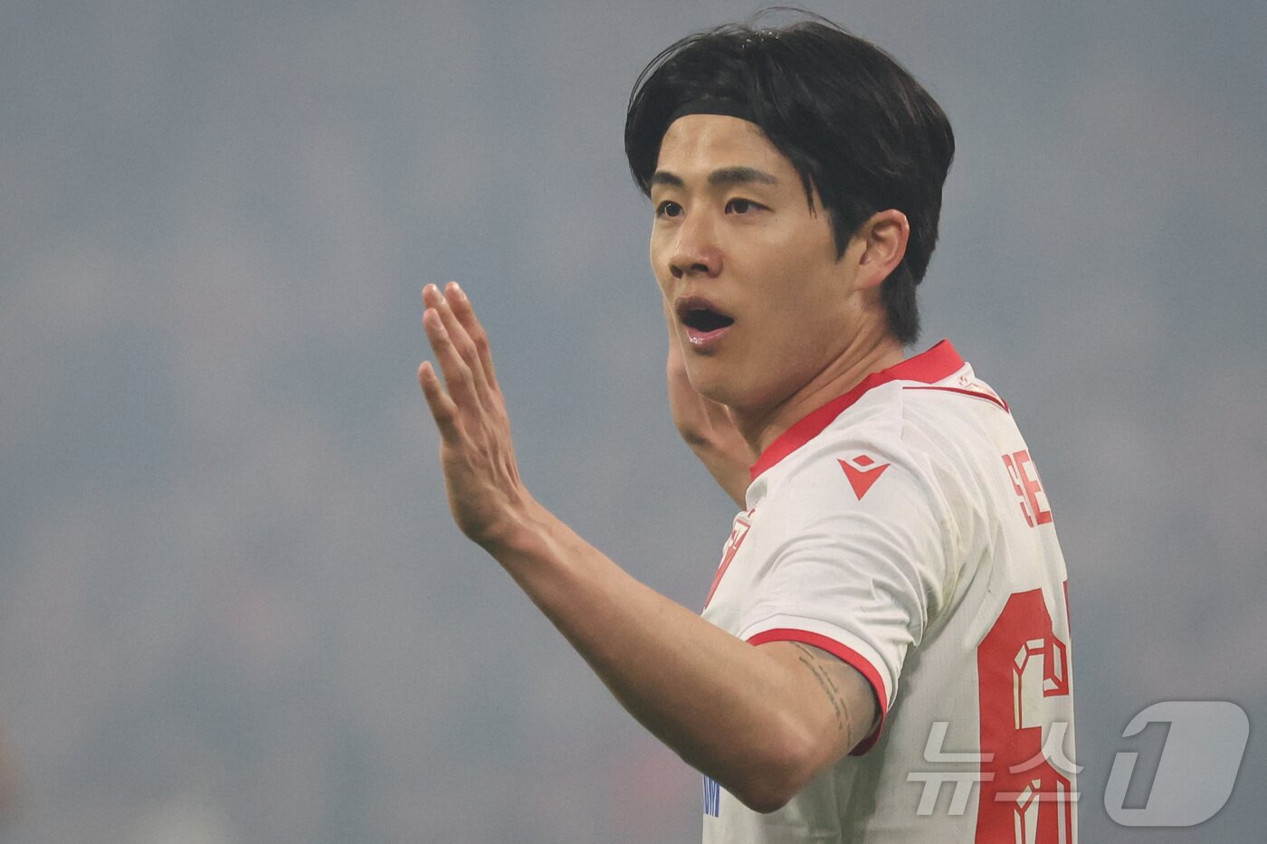 본문 이미지 - 즈베즈다의 설영우 ⓒ AFP=뉴스1