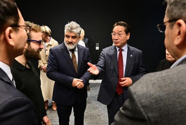 유정복 인천시장, 英 시티랩 맨체스터 방문…바이오·헬스케어 협력