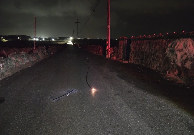 '섬속의 섬' 제주 우도 강풍에 2200가구 '순간정전'(종합)