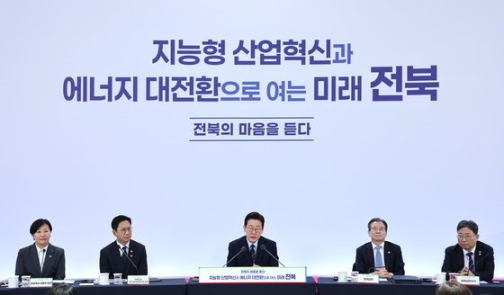 전북 타운홀미팅 갖는 이재명 대통령