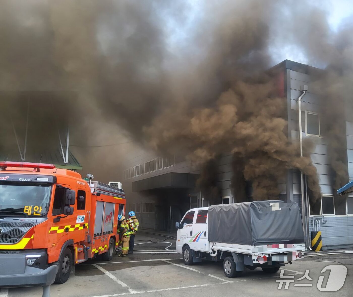 본문 이미지 -  화재 현장. (경기도소방재난본부 제공. 재판매 및 DB 금지) 2026.2.27/뉴스1