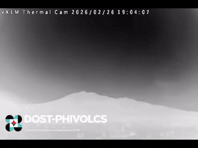 본문 이미지 - 칸라온 화산의 26일(현지시간)  오후 분화 모습 (출처=필리핀 화산지진연구소 페이스북)