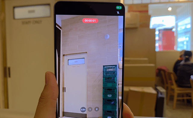 본문 이미지 - 갤S26 시리즈에 처음 도입된 수평 고정 슈퍼스테디 기능 2026.02.27./뉴스1 ⓒNews1 김정현 기자