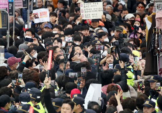 한동훈 방문, 서문시장 구름인파