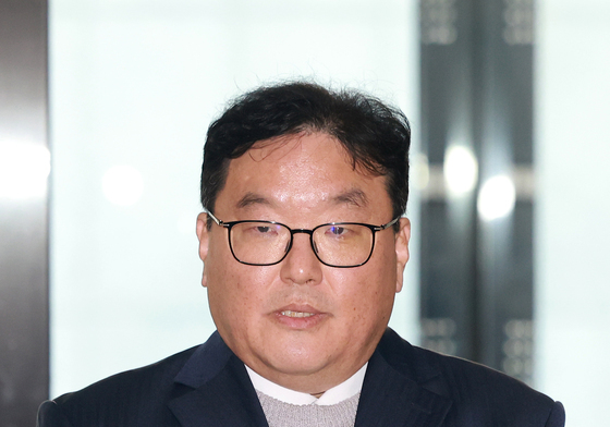 반박 기자회견 갖는 엄희준 검사