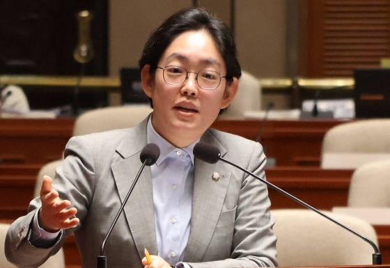 조지연 "여권발 '공소 취소 거래설' 사실 여부 가려야"