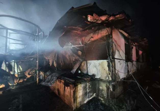 홍성 돈사서 화재…1030마리 폐사·3억8000만원 재산피해