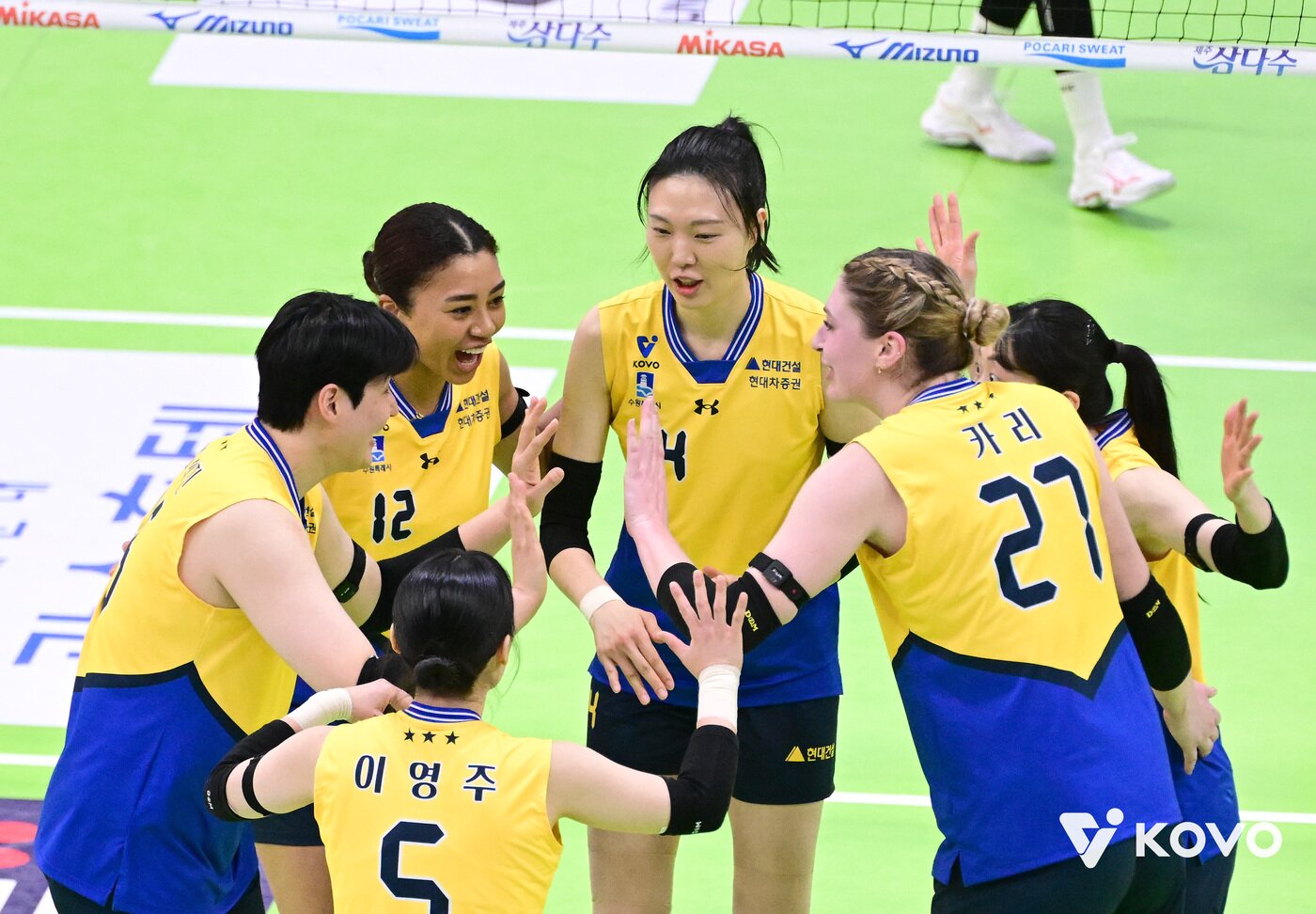 본문 이미지 - 현대건설은 28일 열린 2025-26 V리그 여자부 6라운드 IBK기업은행과 홈 경기에서 3-1로 역전승했다. (KOVO 제공)